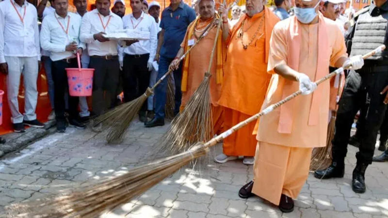 UP CM Yogi Adityanath Unveils Swachh Teerth Campaign