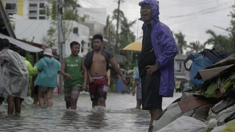 Typhoon leaves extensive damage in Philippines