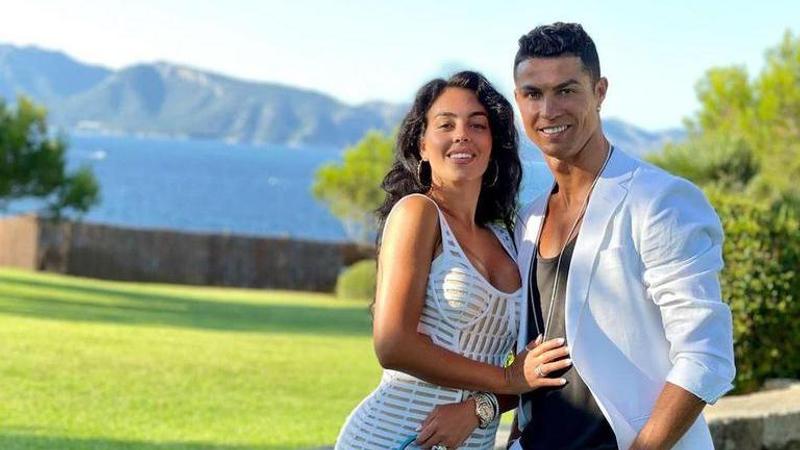 Cristiano Ronaldo shares endearing pic with partner Georgina amid break-up rumours