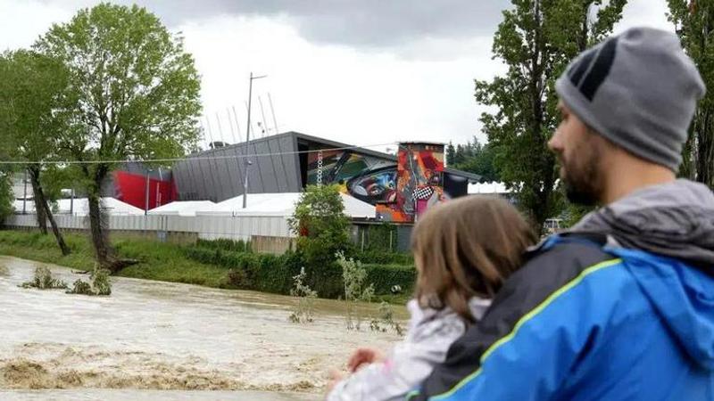 F1 drivers de Vries, Tsunoda affected by Italy flooding as grand prix canceled