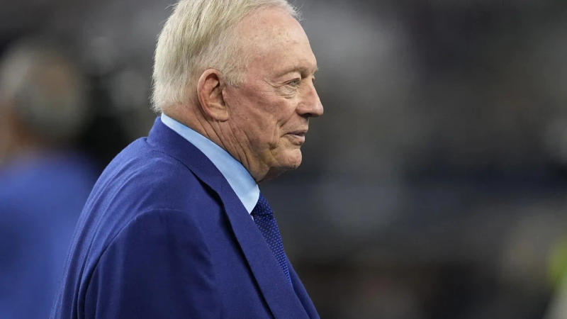 Jerry Jones 