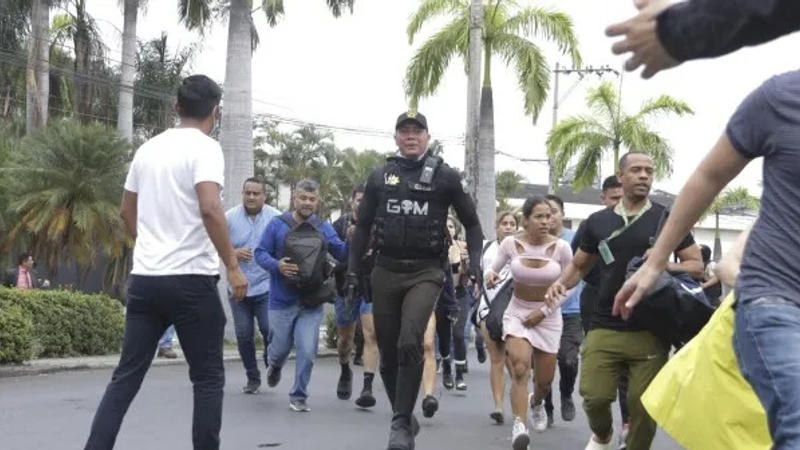 At Least 10 Dead in Ecuador Gang Violence