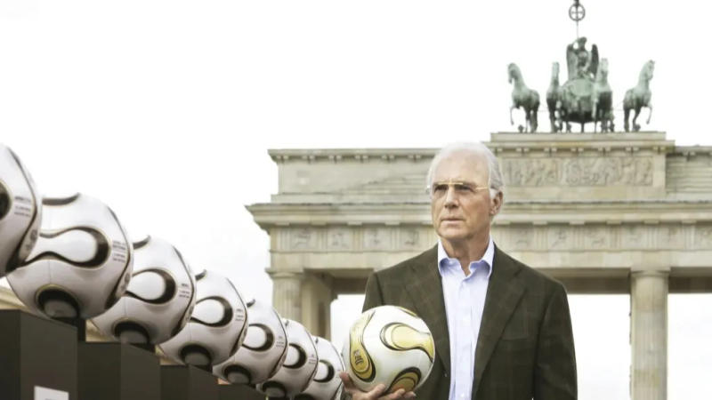  Franz Beckenbauer