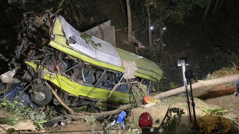 A passenger bus lost control in Philippine mountain village.