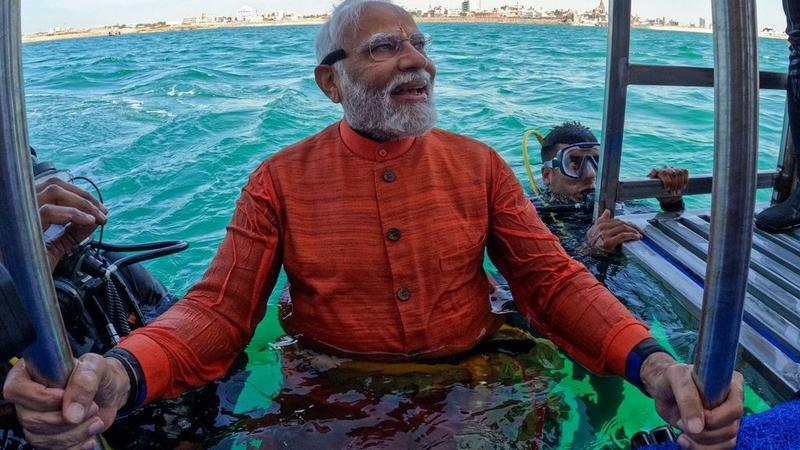 PM Modi went underwater in Gujarat's Dwarka on Sunday