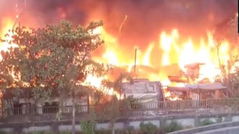 Massive fire broke out at scrapyard in Maharashtra's Thane