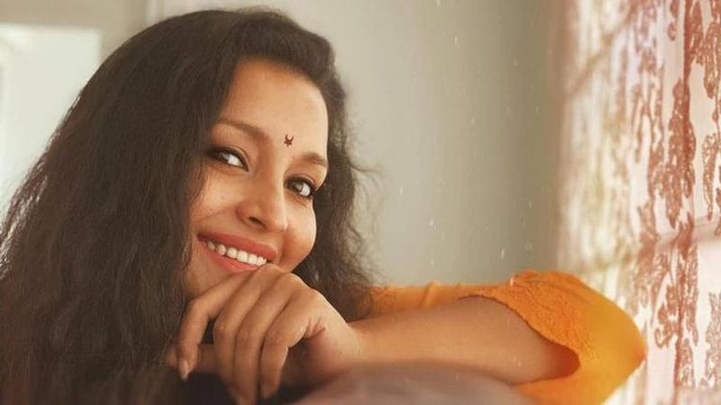 renu desai