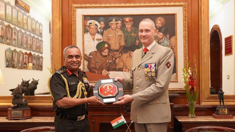 French Army Chief General Pierre Schill (R) with Chief of Army Staff General Manoj Pande (L).