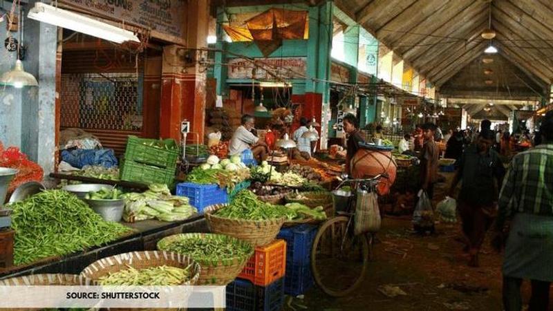 is koyambedu market open