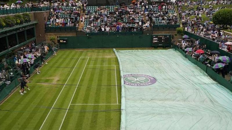 The rain returns to Wimbledon on Day 6 of the grass-court Grand Slam tournament