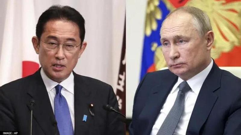 Fumio Kishida and Putin