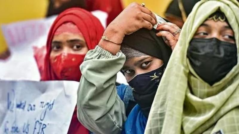 Bombay High Court Rejects Students' Plea Against Ban on Hijab, Burqa, Naqab in College