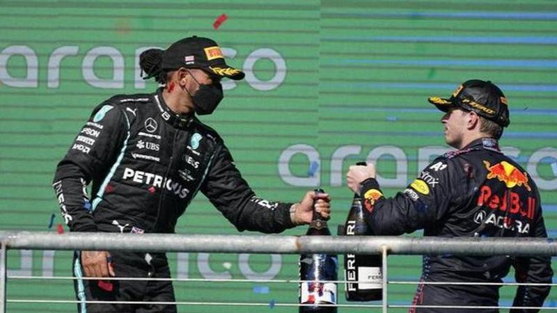 Lewis Hamilton and Max Verstappen