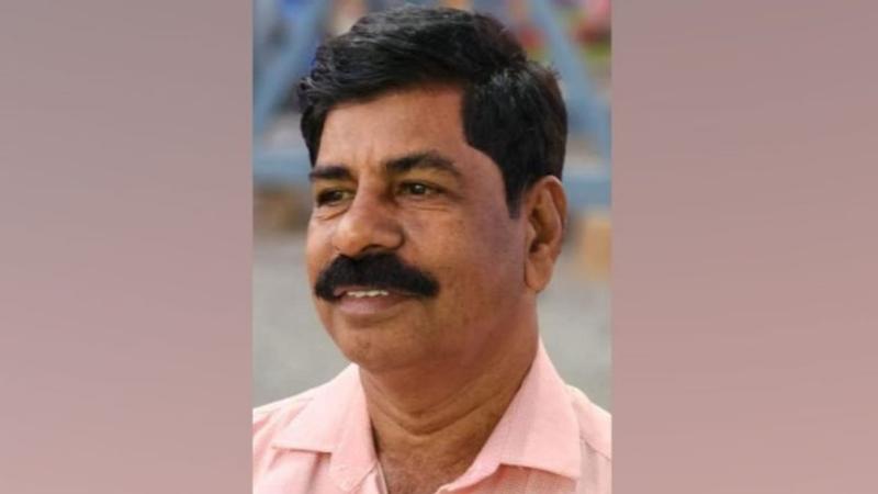 PV Sathyanathan (62), Koyilandy town central local committee secretary of Communist Party of India (Marxist), was hacked to death at around 10 pm on Thursday