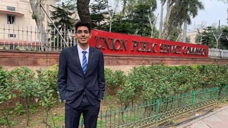 Dr Aaditya Sharma cracked UPSC CSE in 1st attempt 