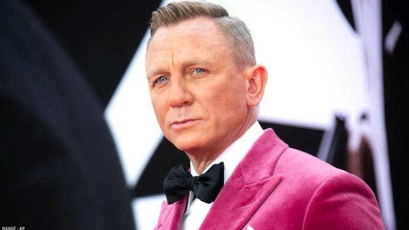 Daniel Craig