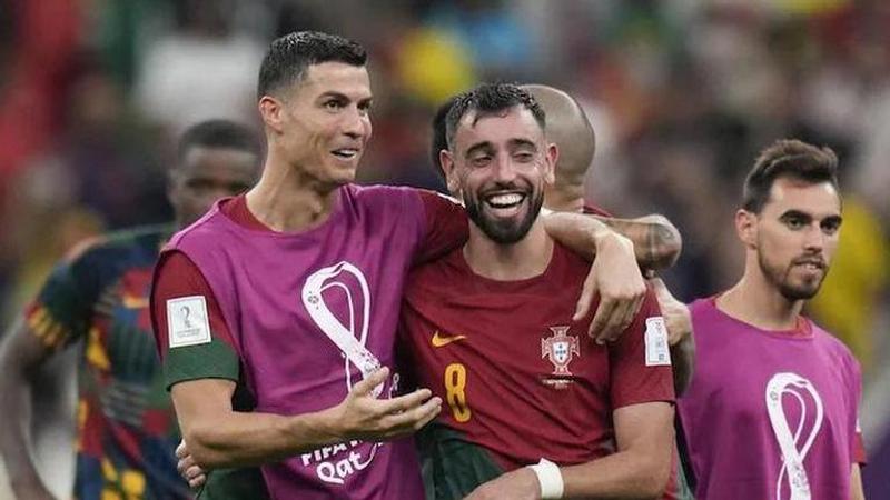 Bruno Fernandes and Cristiano Ronaldo