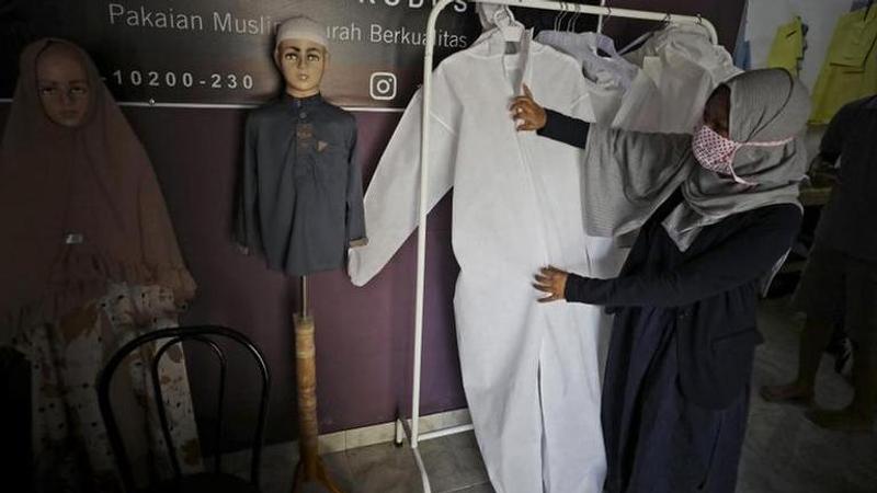 Indonesian starts business to make hazmat suit for hospitals