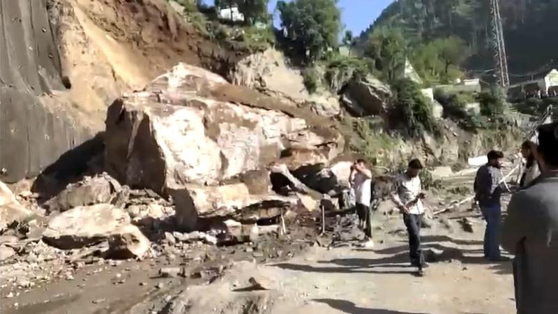 Landslide on Jammu Srinagar national highway