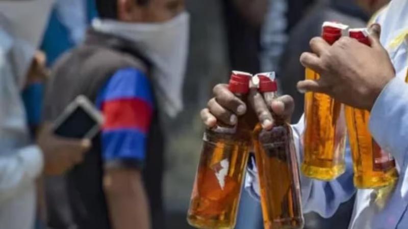 DMRC cautions passengers over carrying Liquor