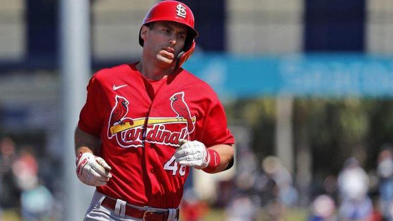 Cardinals slugger Goldschmidt slowed by sore right elbow