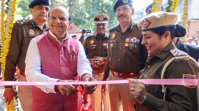 Delhi Lt Governor VK Saxena during the inaugration of the all-women police post. 