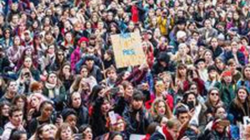 Hundreds protest against Floyd's death in Lyon