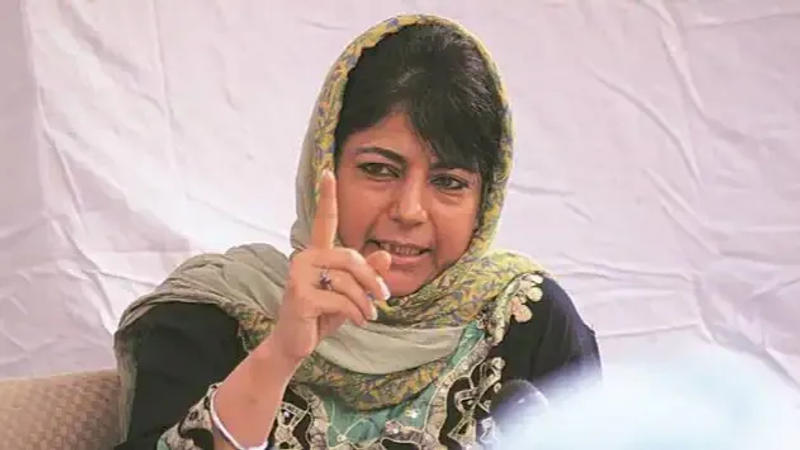 Mehbooba Mufti spurns SC’s stand on Article 370 