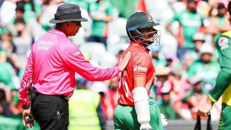 T20 WC 2022, T20 World Cup, Pakistan vs Bangladesh, Shakib Al Hasan, T20 WC news, umpiring error, Shakib Al Hasan out or not out, Shadab Khan, PAK