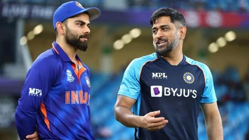 Kohli, Dhoni, Virat Kohli, MS Dhoni, Kohli Dhoni, kohli dhoni bond, kohli at t20 world cup 2022, t20 world cup 2022, india vs england, kohli records