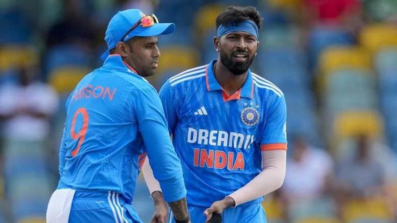 Suryakumar Yadav reveals Hardik Pandya's fiery dressing room speech: 'Put their hand up'