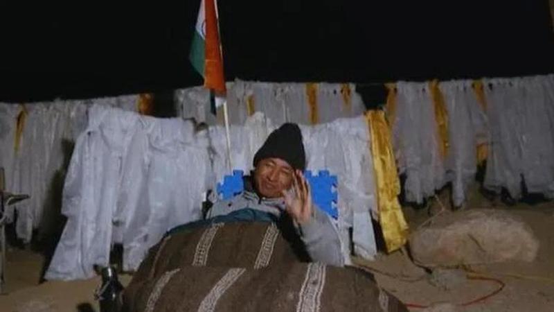 Hundreds join Sonam Wangchuk on final day of his 5-day hunger strike on issues of Ladakh