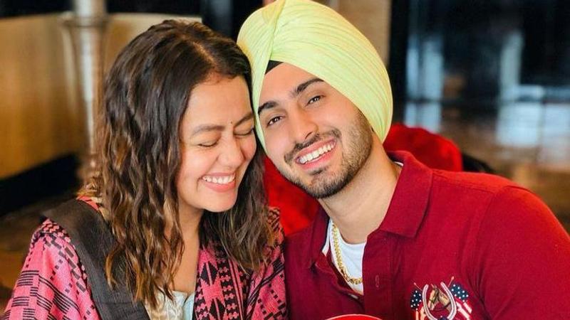 Neha Kakkar shares mushy videos with Rohanpreet before kickstarting wedding festivities