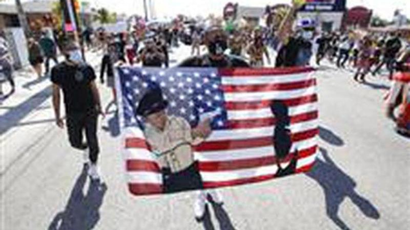 Protesters in Virginia rally against new gun laws