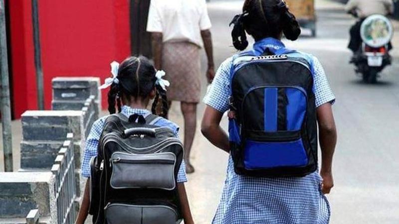 Education Ministry: No homework up to class 2, regular monitor of school bags weight