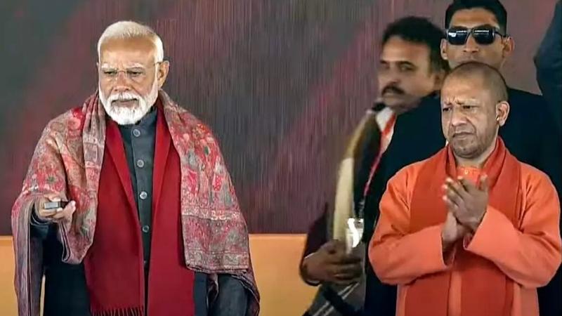 PM Modi And Yogi Adityanath 