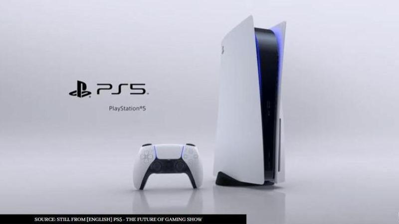 what comes with the ps5