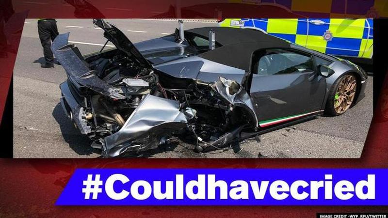 UK: Brand new Lamborghini wrecked in crash, Police shares 'heartbreaking' photos