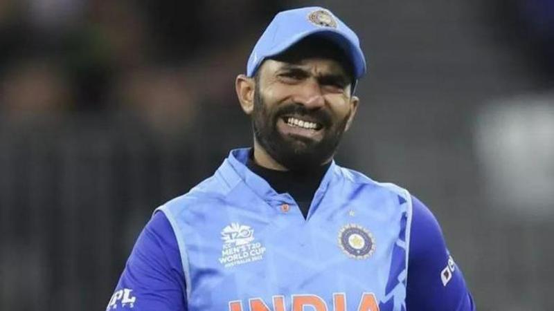 Dinesh Karthik, Gautam Gambhir, T20 World Cup, T20 World Cup 2022, India vs Bangladesh, Dinesh Karthik's injury, Team India, Gambhir slams Karthik