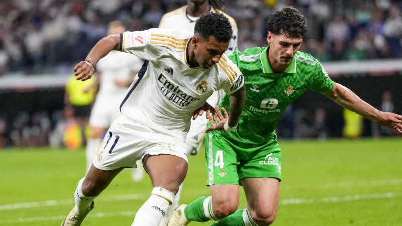 Rodrygo in action for Real Madrid in their final La Liga game of the 2023-24 season against Real Betis.