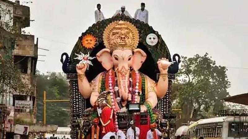 Ganesh Chaturthi 2022 Here Is How To Get Prasad Online From Iconic Lalbaugcha Raja Republic World 7381