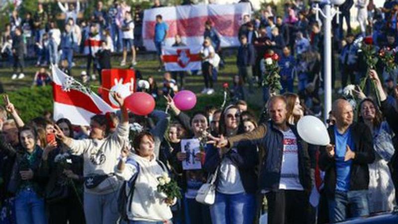 Anti-govt march in Belarus demands change of president