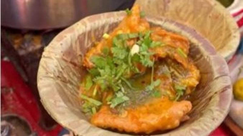 Viral Video: Bhindi Samosa