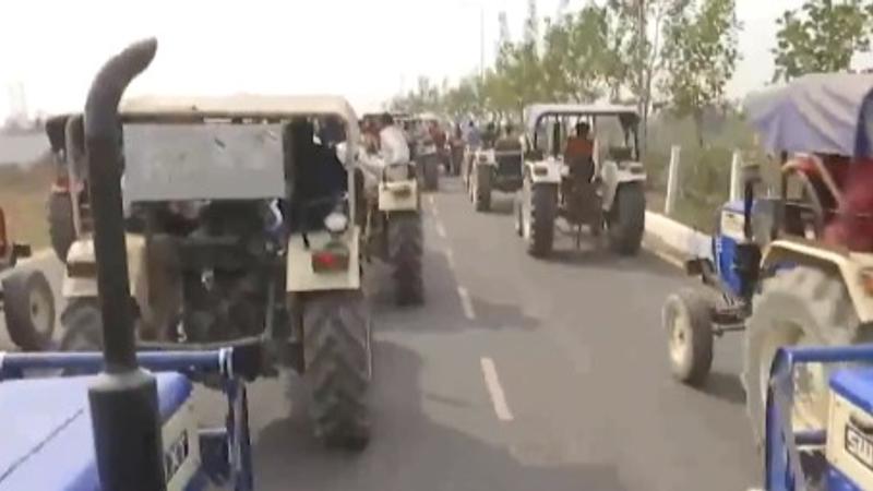 Farmers Take Out Tractor Rally Near Yamuna Expressway