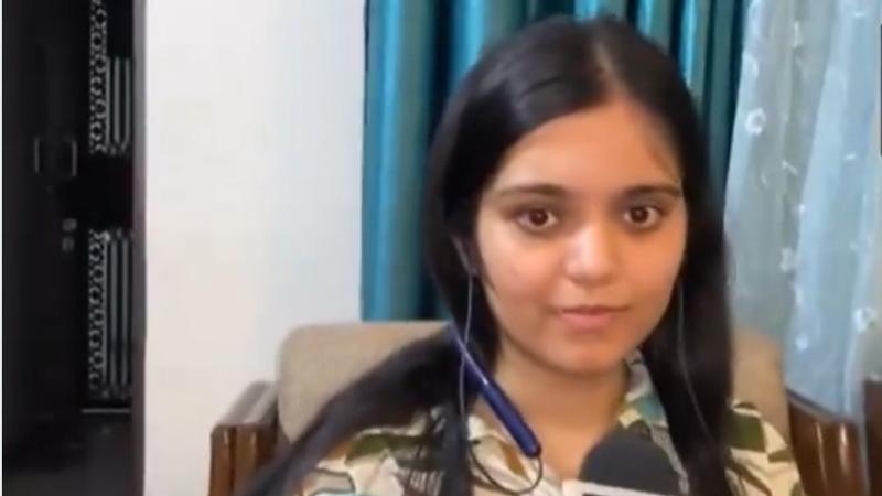 Noida Woman Cracks UPSC Exam 