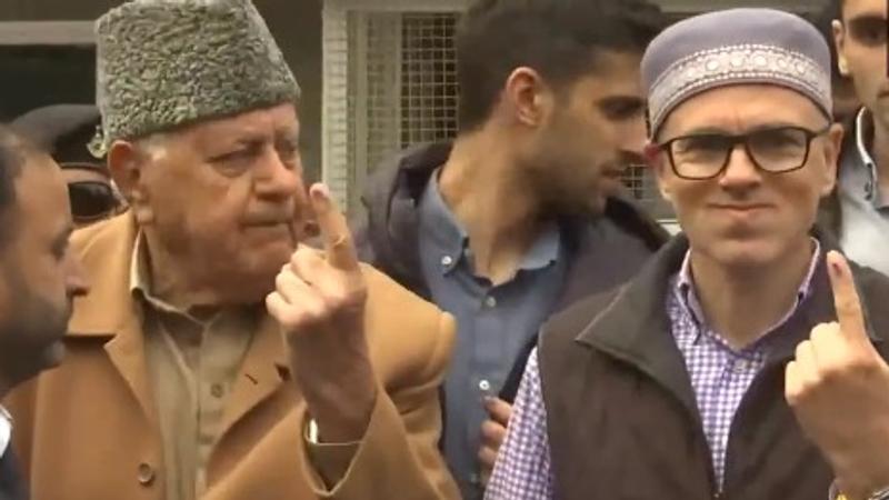 JKNC Chief Farooq Abdullah, Omar Abdullah Cast Vote in Srinagar