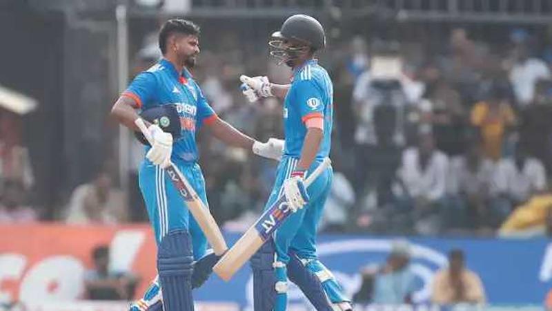 Shubman Gill & Shreyas Iyer in action for Team India