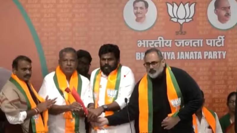 15 Former Tamil Nadu MLAs and an Ex-MP, Majority from AIADMK, Join BJP Ahead of Lok Sabha Elections