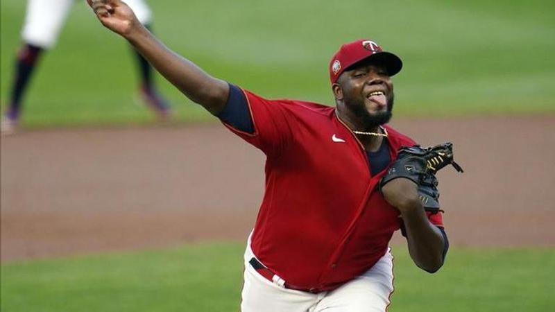 Buxton, Pineda return to lead Twins past White Sox 3-2