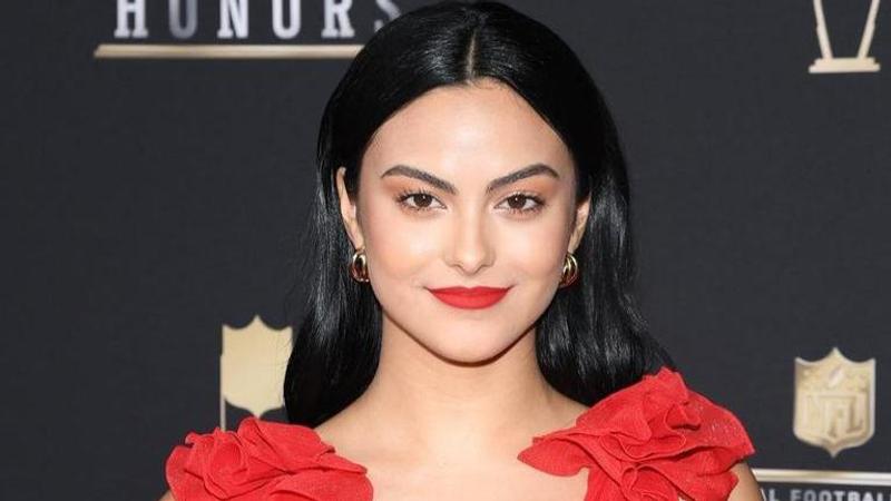 who is camila mendes dating